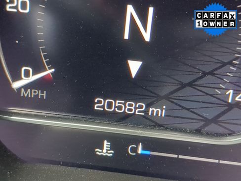 Used 2024 GMC Sierra 3500 Denali Ultimate image 16