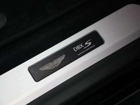 New 2026 Aston Martin DBX S image 30