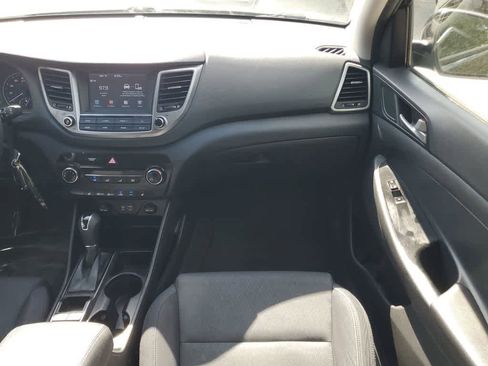 Used 2018 Hyundai Tucson SEL image 12