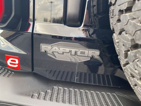 Used 2024 Ford Bronco Raptor w/ Interior Carbon Fiber Pack 6 image 46