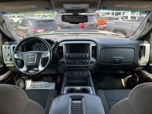 Used 2017 GMC Sierra 2500 SLE w/ SLE Preferred Package AWD/4WD image 19