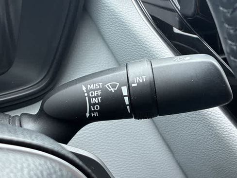 Used 2022 Toyota Corolla SE FWD image 26