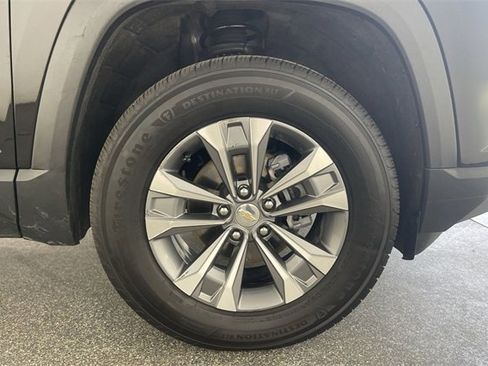 Used 2025 Chevrolet Equinox LT w/ Safety and Technology Package image 49