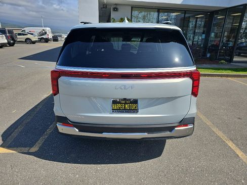 New 2026 Kia Carnival SX image 4