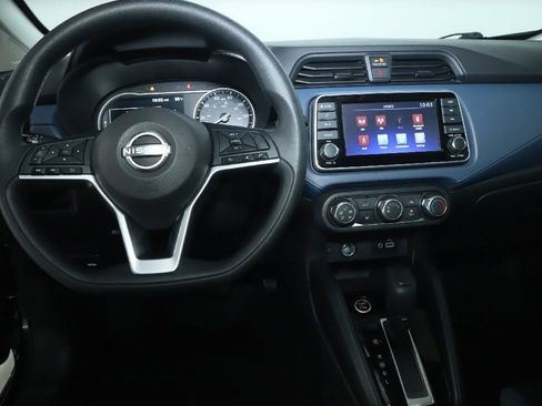 Used 2025 Nissan Versa SV FWD image 26