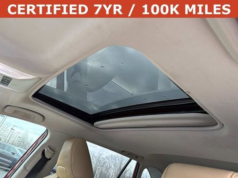 Used 2022 Toyota RAV4 Limited image 16