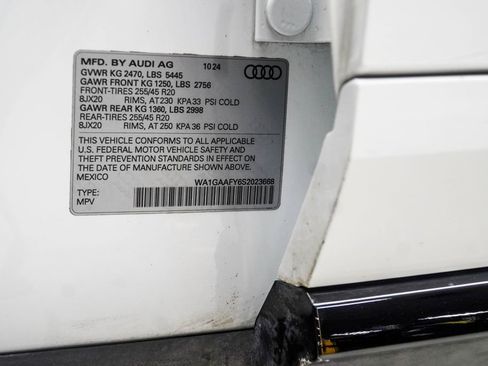 Used 2025 Audi Q5 2.0T Premium AWD/4WD image 44