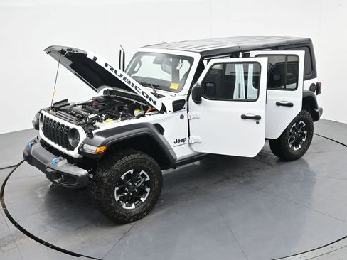 Used 2024 Jeep Wrangler Unlimited Rubicon 4xe AWD/4WD image 39
