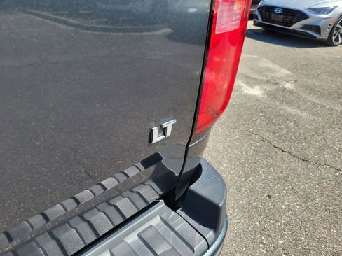 Used 2016 Chevrolet Colorado LT w/ LT Convenience Package image 8