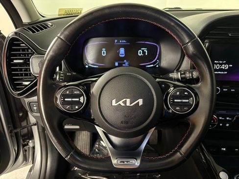 Used 2023 Kia Soul GT-Line FWD image 19
