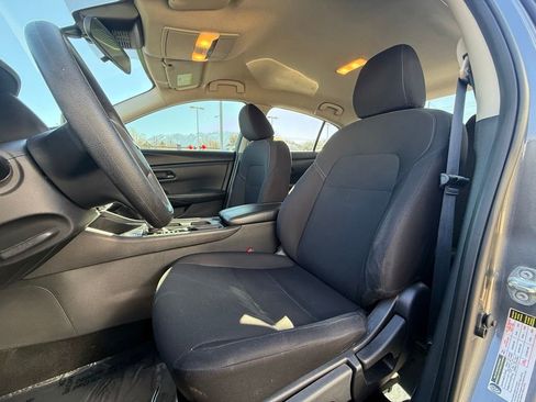 Used 2024 Nissan Sentra S image 10