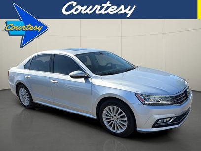 Used 2016 Volkswagen Passat 1.8T SE w/ Lighting Package (P06)
