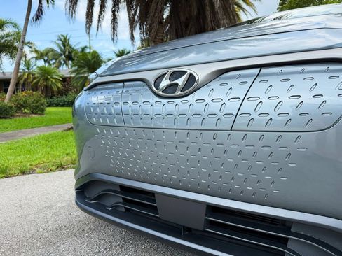 Used 2021 Hyundai Kona Ultimate w/ Cargo Package FWD image 82
