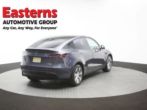 Used 2021 Tesla Model Y Long Range AWD/4WD image 35