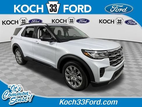 New 2026 Ford Explorer Active w/ Active Comfort Package AWD/4WD image 1
