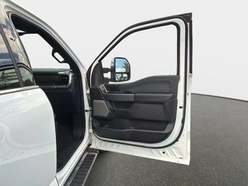 Used 2025 Ford F150 Lariat w/ Tow/Haul Package AWD/4WD image 23