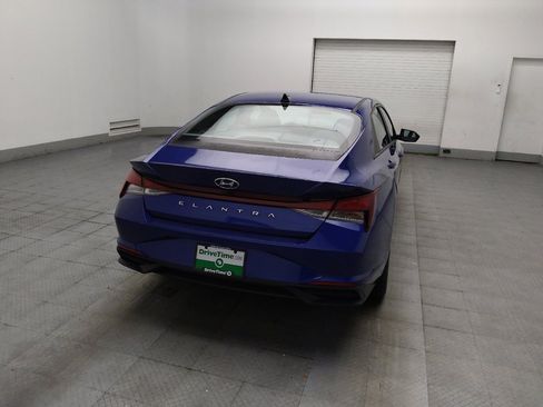 Used 2021 Hyundai Elantra SEL w/ Convenience Package FWD image 7