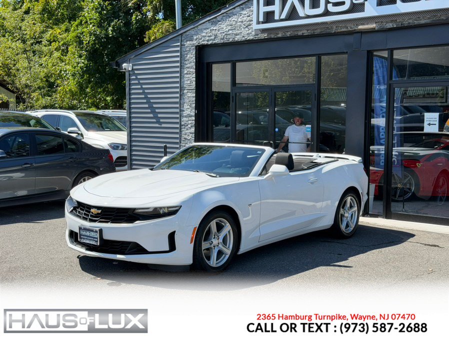 Used 2020 Chevrolet Camaro LT RWD image 4