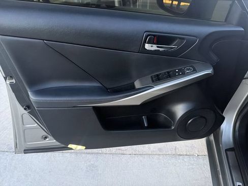 Used 2015 Lexus IS 350 w/ F-Sport Package RWD image 9