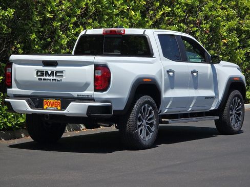 New 2026 GMC Canyon Denali w/ LPO, Black Badging Package AWD/4WD image 4