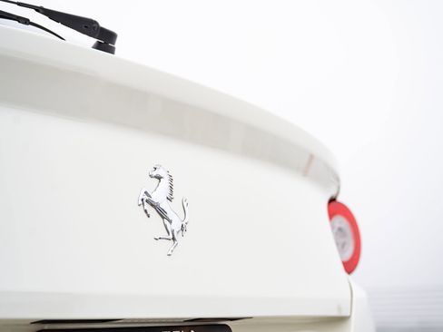 Used 2014 Ferrari FF image 17