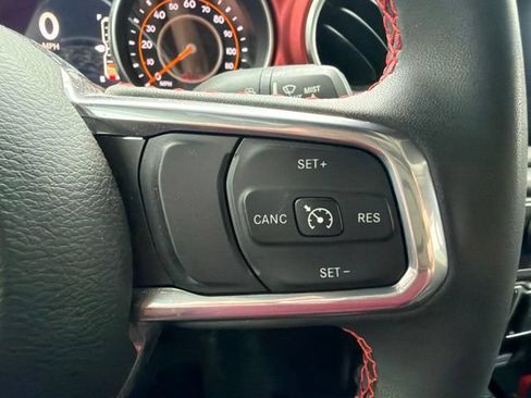 Used 2023 Jeep Gladiator Rubicon w/ Cold Weather Group AWD/4WD image 16