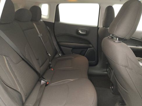 Used 2021 Jeep Compass Sport w/ Cold Weather Group AWD/4WD image 19