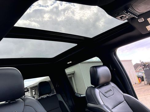 Used 2020 Ford F150 Raptor w/ Equipment Group 802A Luxury image 14