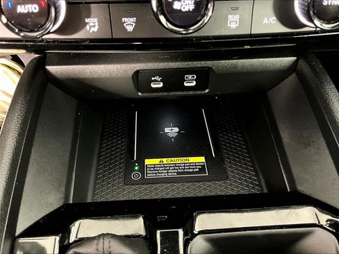 Used 2025 Honda Accord Sport image 15