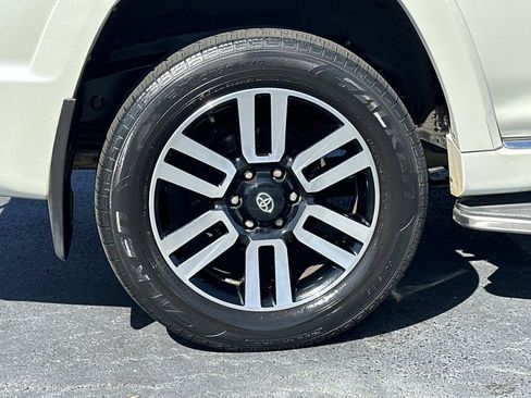 Used 2019 Toyota 4Runner Limited AWD/4WD image 7