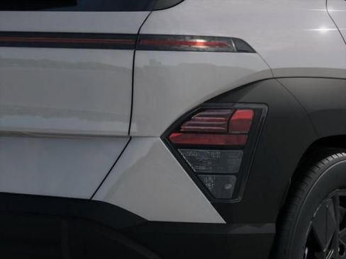 New 2026 Hyundai Kona SEL Premium image 10