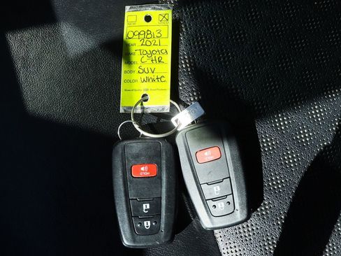 Used 2021 Toyota C-HR Limited image 58