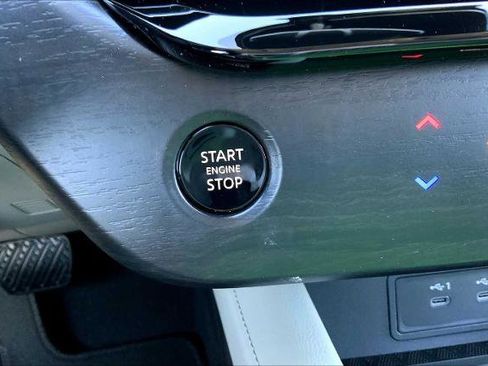 Certified 2025 Nissan Murano SL image 20