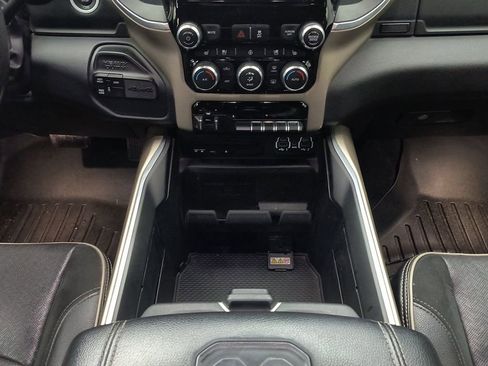 Used 2019 RAM 3500 Laramie image 27