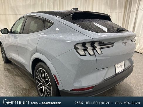 Used 2025 Ford Mustang Mach-E Premium image 5