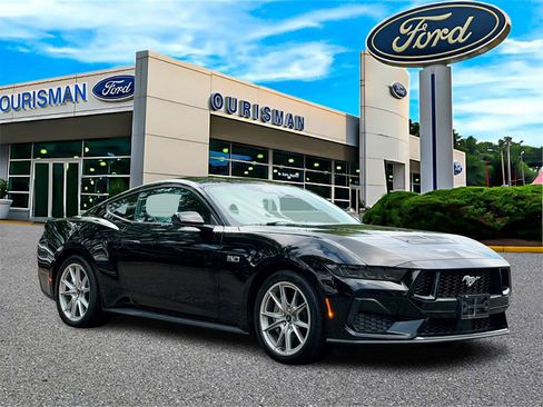 Used 2025 Ford Mustang GT Premium RWD image 1
