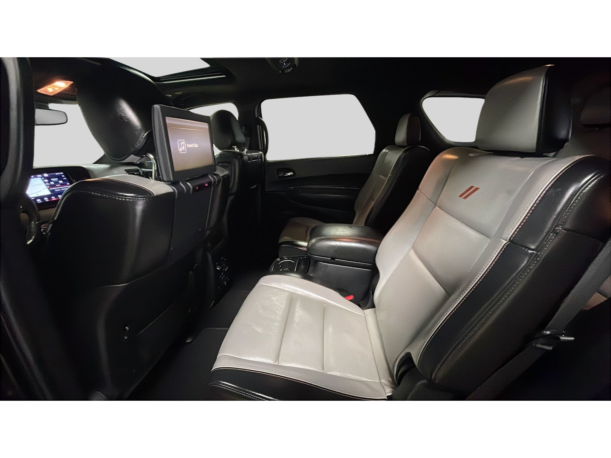 Used 2021 Dodge Durango R/T w/ Tow 'N Go Package AWD/4WD image 15