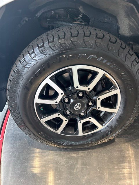 Used 2019 Toyota Tundra 1794 Edition AWD/4WD image 4