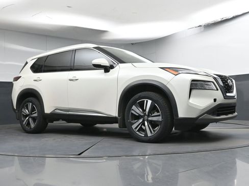 Used 2021 Nissan Rogue SL AWD/4WD image 25
