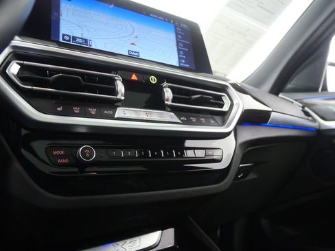 Used 2024 BMW X3 sDrive30i w/ Convenience Package RWD image 21