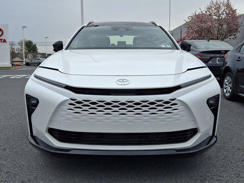 New 2026 Toyota Crown Signia AWD/4WD image 2