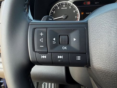 New 2026 Nissan Pathfinder SV image 16