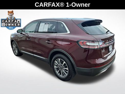 Used 2022 Lincoln Nautilus Reserve AWD/4WD image 3