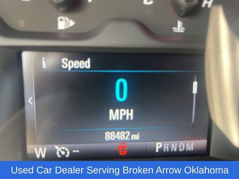 Used 2016 Chevrolet Camaro LT image 9