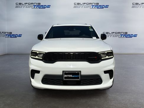 Used 2024 Dodge Durango GT RWD image 2