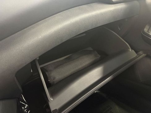 Used 2024 Nissan Sentra SV FWD image 28