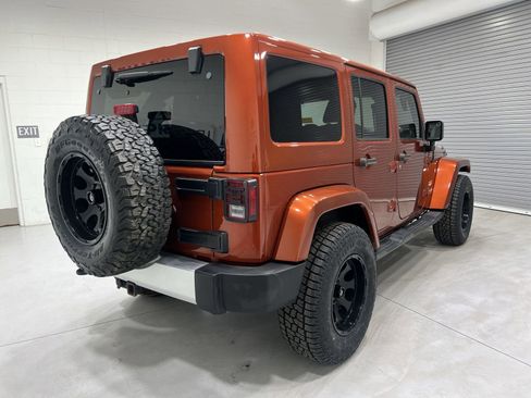 Used 2014 Jeep Wrangler Unlimited Sahara w/ Connectivity Group image 8