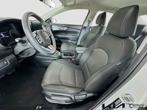 Certified 2023 Kia Forte LXS FWD image 19