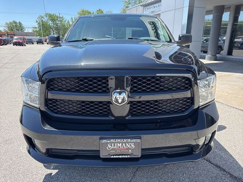 Used 2018 RAM 1500 Express w/ Express Value Package AWD/4WD image 12
