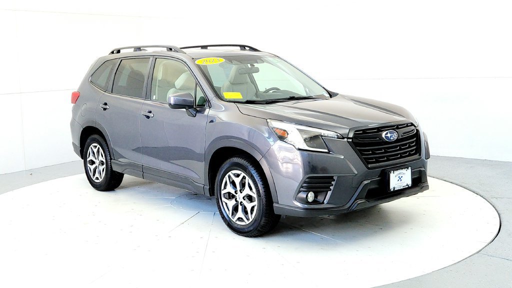 Used 2023 Subaru Forester Premium AWD/4WD image 7